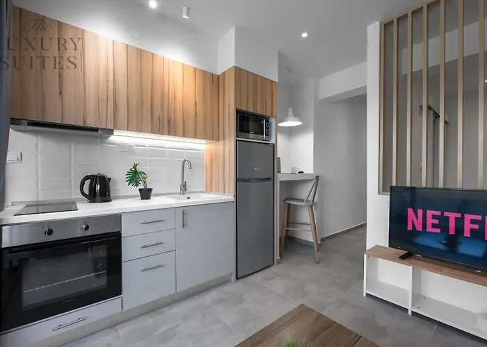 Horizon Apartments, The Luxury Suites