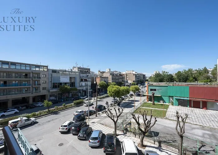 Horizon Apartments, The Luxury Suites